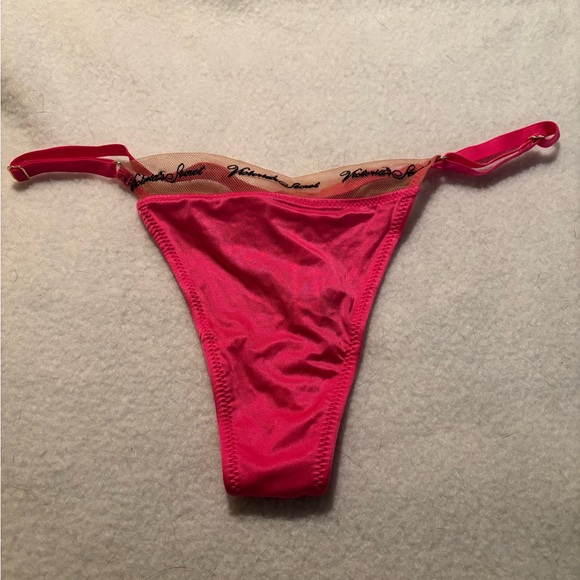 Victoria’s Secret thong panty, size medium. - Picture 1 of 3